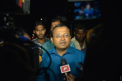 ރިޔާޒްގެ ޝަރީއަތް ސިއްރުކޮށްފި