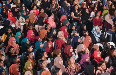 އަމީނިއްޔާއާ ގުޅިފައިވަނީ ފޮނި ހަނދާންތަކެއް