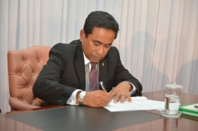 އެލްޖީއޭ ބޯޑުން މެމްބަރުން މަދުކޮށް، އަލުން ބޯޑު އެކުލަވައިލާ ބިލް ރައީސް ތަސްދީގުކުރައްވައިފި