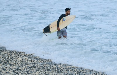 ރާޅުގަނޑަށް ހިލަ އަރައި ކަޅުކޮށްލައިފި