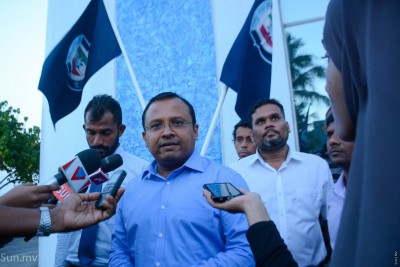 ލޮކް ކޮށްފައި އޮތުމުން ރިޔާޒުގެ ފޯނުން އެއްވެސް ޑޭޓާއެއް ނުނެގުން: ފޮރެންސިކް