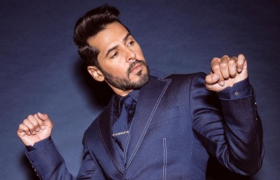 ޑީނޯ މޯރިއާ އެނބުރި އަންނާނީ ވެބް ސީރީޒަކުން