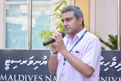 "ވަޒީފާ އަދާކުރާ މީހުން ކިޔަވާ މިންވަރު ދަނީ އިތުރުވަމުން"