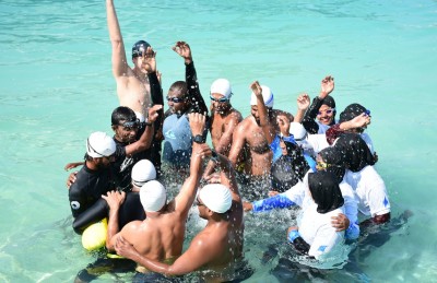 ތިމާވެށީގެ ފެތުން: ފުރަތަމަ ދުވަސް އުނދަގުލުގައި، އެކަމަކު ހުއްޓުމެއް ނެތް!
