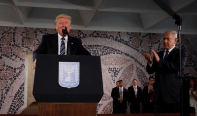 އަރަބިންނާއި އިސްރާއީލާ ދެމެދު ހަމަހަމަގޮތެއްގައި މުއާމަލާތެއް ނުކުރެވޭނެ: ޓްރަމްޕް