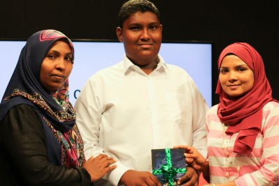 ސަންއިން އަލްހާފިޒް ނަބީހުގެ އަޑުން މުޅި ގުރުއާން ރެކޯޑް ކުރަނީ