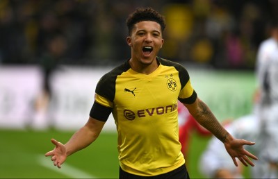 ގިނަ ޒުވާނުން ދަނޑަށް ދާނީ ސަންޗޯގެ ކުޅުން ބަލަން: ޕޮޗެޓީނޯ