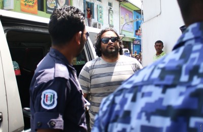 ގްލޮކޮމާޖެހި ރާއްޖެއިން ބޭރަށް ބޭސްފަރުވާއަށް ދިޔުމުގެ ހުއްދައަކަށް އަދީބުގެ އާއިލާ އިން އެދިއްޖެ