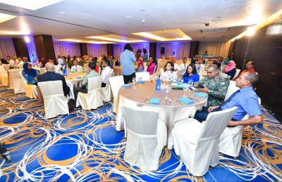 ސްކޫލް މާހައުލުގައި ބުލީކުރުމާ ދެކޮޅަށް އަމަލުކުރާނެ އުސޫލެއް ހަދައިފި