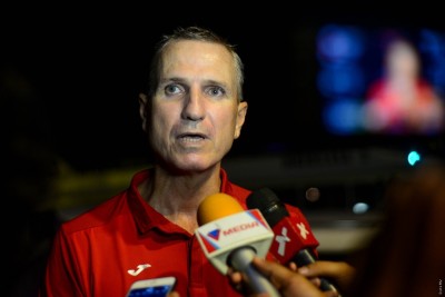 ބަހަނާ ދެއްކޭކަށް ނެތް، ބޭނުމީ ތިން ޕޮއިންޓް: ސްޓެވާޓް