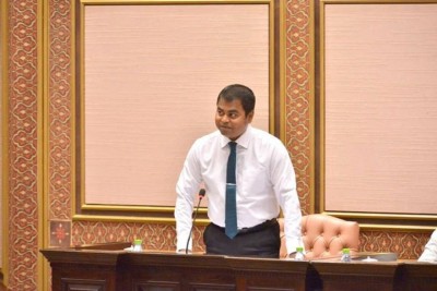 މިނިސްޓަރު ތޯރިގު މާދަމާ މަޖިލީހަށް ހާޒިރު ކުރަނީ