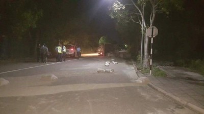 ހުޅުމާލޭގައި ހިލަ ބަރުކޮށްގެން ދިޔަ ލޮރީއެއް ފުރޮޅާލައިފި