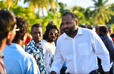 ބަދަލު ކުޅުންތެރިޔެއްގެ ގޮތުގައި އަރައި އަލީ ވަހީދު ފުލް ސްޕީޑުގައި