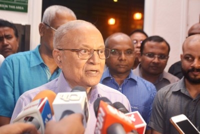 ފާރިސްއަށް ވެރިކަން ހޯދަައިދޭކަށް މަސައްކަތެއް ނުކުރަން: މައުމޫނު
