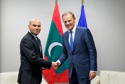 ވިލާތުން ފިޔަވަޅު އަޅާކަށް ނޫޅޭ، ބޭނުންވަނީ ރާއްޖެއާ އިތުރަށް ގުޅެން: ސަފީރު ޝިއާން