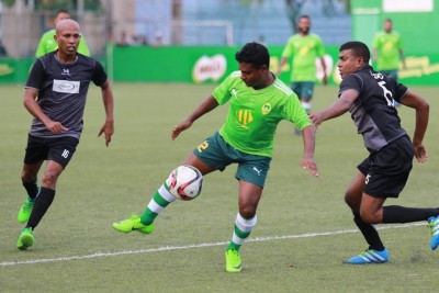 ތަފާތު ބޮޑުކޮށް އީގަލްސް ބަލިކޮށް މާޒިޔާ ސެމީއަށް