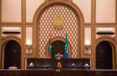 އެންމެ މެމްބަރަކު ނެތިގެން ރިޔާސީ ކޮމިޝަންގެ ބިލަށް ވޯޓަށް ނޭހުނު