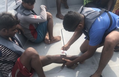 ވެލި ހިފައިގެން ދަތުރުކުރި ދޯންޏެއް ބަންޑުން ޖަހާލައިފި