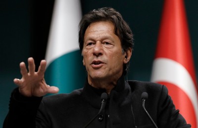 ޕާކިސްތާނުގެ ވައިގެ ސިފައިން ތައްޔާރުވެ ތިބުމަށް އިމްރާން ޚާން އަންގަވައިފި