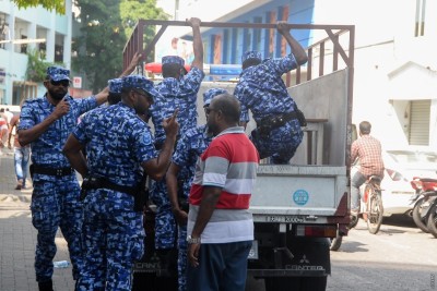 މާލެއާ އަތޮޅުތެރޭގައި ހަމަޖެހުން ނަގާލަން ބަޔަކު ދަނީ ރާވަމުން: ފުލުހުން