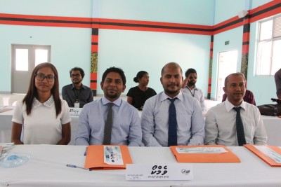 އައްޑޫގެ 2000 އަަށްވުރެ ގިނަ ފަރާތްތަކުން ކުނިއުކާލުމަށް އެދި ރަޖިސްޓްރީކޮށްފި