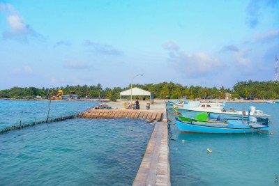 ފުނަދޫއަށް މަސްތުވާތަކެތި އެތެރެކުރި ކަމުގެ ތުހުމަތުގައި ޒުވާން އަންހެނަކު ހައްޔަރުކޮށްފި