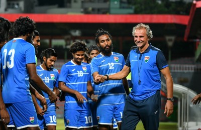 އަނެއް ހަރުފަތަށް ދާން ގައުމީ ކޯޗުގެ ހާއްސަ އަމާޒެއް