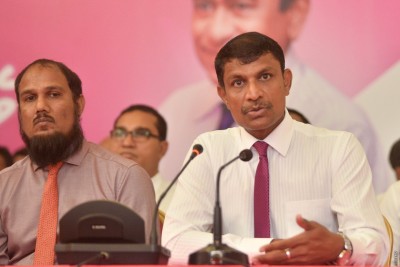 ފަލާހު ވިދާޅުވި ރިޝްވަތުގެ ވާހަކައަށް ރިޔާޒު ރައްދު ދެއްވައިފި