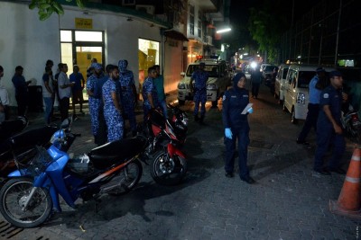 ދެ މީހެއްގެ ގަޔަށް ވަޅިހަރައި ޒަޚަމްކޮށްލައިފި