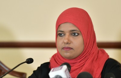 އަންހެނުންނަށް ކޯޓާ ނުދޭން ތާއަބަދު ބަހަނާ