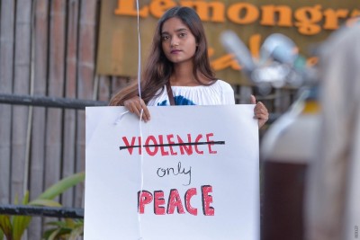 މާރާމާރީތަކާ ދެކޮޅަށް ޒުވާނުންތަކެއް އެއްވެ، ޝުއޫރުފާޅުކޮށްފި