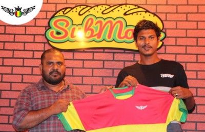 އާއްކޮ ދަ ގްރާންޑޭ އަށް ސޮއިކޮށްފި