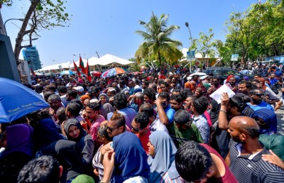 ފްލެޓުތަކާ ގުޅޭ ޝަކުވާ ހުށަހަޅާނީ ރައީސް އޮފީހަށް އެކަނި: ހައުސިން މިނިސްޓްރީ