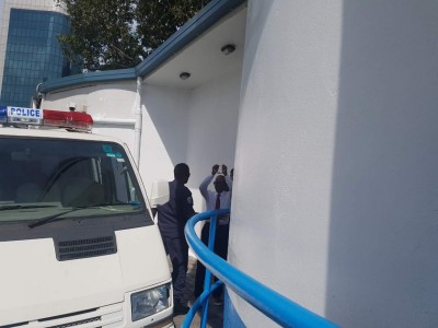 ޝަރުތުތަކަކާ އެކު ސަމީރު ދޫކޮށްލައިފި