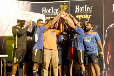 ހޮޓް އައިސް ސްޕޯޓް ވަންޑޭ ކަޕްގެ ޗެމްޕިއަންކަން އެންވީކޭއަށް