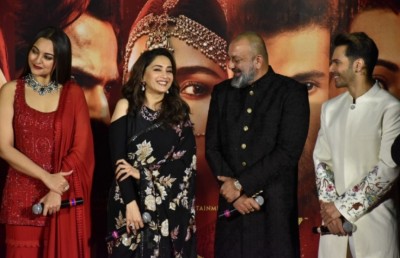 މަދޫރީއާ އެކު މަސައްކަތް ކުރުމަކީ އުފަލެއް: ސަންޖޭ ދަތު