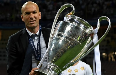 ޒިދާން އަލުން ރެއާލް މެޑްރިޑާ ހަވާލުވެއްޖެ