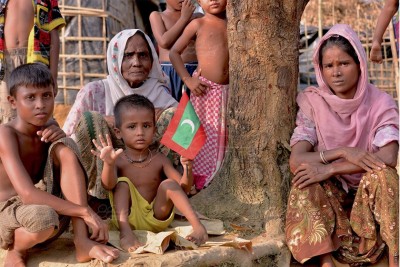 ރޮހިންގާ ކޭމްޕުގައި ދިވެހި ދިދަ ވިހުރާލި ތުއްތު ކުއްޖާ!