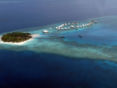 ތުނޑުފުށީ ރިސޯޓުން ސްނޯކަލިންއަށް ދިޔަ ފަތުރުވެރިއަކު ގެއްލިގެން ހޯދަނީ