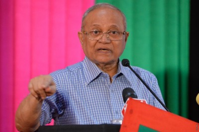 ސަލާމަތީ ބާރުތަކުން އެކަނި މަސައްކަތްކޮށްގެން މާރާމާރީތައް ނުހުއްޓުވޭނެ: މައުމޫން