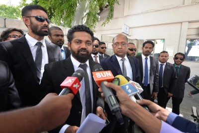 ވަކީލުން ހުށަހެޅި މައްސަލަ ސިވިލް ކޯޓަށް ބަލައެއް ނުގަތް