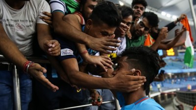 ވޯލްޑް ކަޕެއްގައި އިންޑިއާ ޖެހި ފުރަތަމަ ލަނޑާ އެކު ޖީކްސަން ތާރީހުގެ ތެރެއަށް