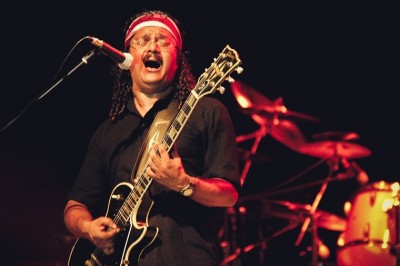 "ކެޔޮޅާ": ނާޝިދުގެ އަޑުނީވި އޮތް "ޖާނީ" އިން ތަންކޮޅެއް!