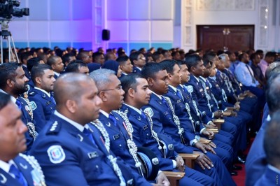 ފުލުހުންގެ ބައެއް އިސް މަގާމްތަކަށް ބަދަލުގެނެސްފި
