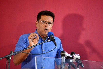 ނަޝީދު ވަނީ ޖަމީލަށް ވެސް "ރަން އިލޮށިން ކަދުރު ކާންދީފައި": މޫސަ