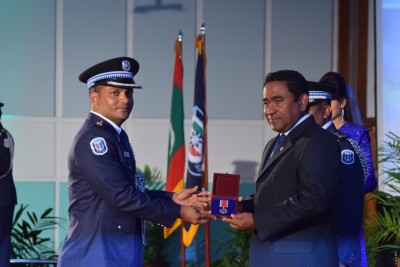 އޭސީޕީ މަންނާނު މަގާމުން ދުރުކޮށްފި