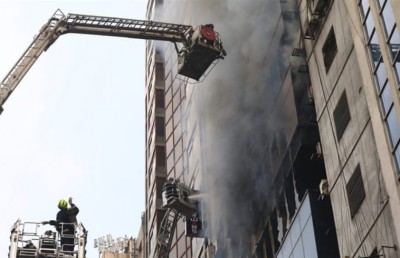 ބަންގްލަދޭޝްގެ އުސް އިމާރާތުގައި ރޯވި އަލިފާނުގައި 25 މީހުން މަރު