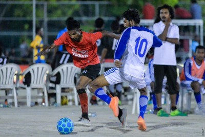 ޒޯން ތިނެއްގެ ޗެމްޕިއަންކަން ފެރިދުއަށް، ޒޯން ހަތަރެއްގެ ޗެމްޕިއަންކަން ކުނބުރުދުއަށް