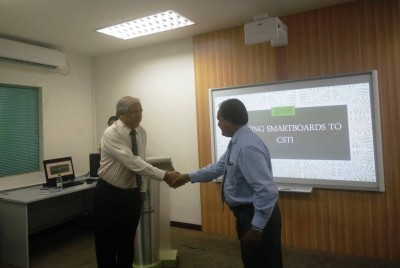 ދިވެހި ސިވިލް ސާވެންޓުން ޕާކިސްތާނަށް ގޮސް ތަޖުރިބާ ހޯދުމަށް ދައުވަތު ދީފި