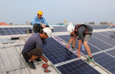 އަވިން ހަކަތަ އުފައްދަން ގިނަ މަޝްރޫއުތަކެއް